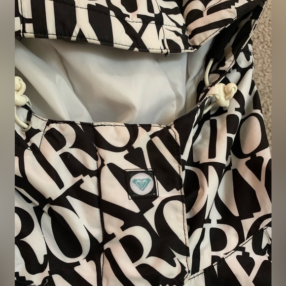 Roxy winter jacket - Picture 2 of 4